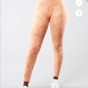 Buffbunny citrus peach leggings